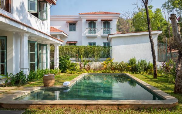 Book Luxury Villas In Goa | The Blue Kite
